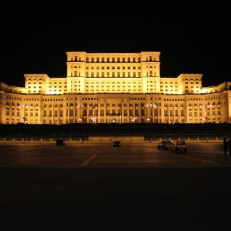 147038481248-palatulparlamentuluibucuresti1-s4