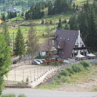 147065908375-casamotuluipozadinfatadepestedrum-s4