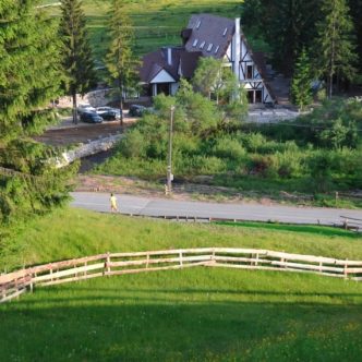 1470659085448-pestedrumpedeal-s4