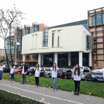 1470727045422-inaugbibliolantuman2-s4