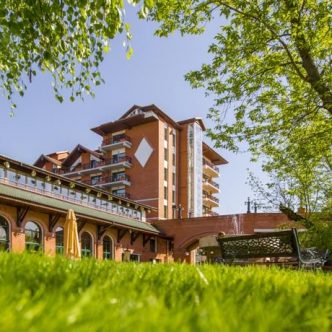 147074382491-75993595