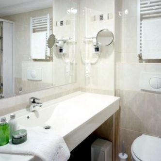 1470743844319-bbucurestihotelcarogolf8766-s4