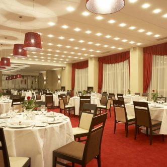 1470743947144-6restaurantclermont-s4