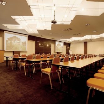 1470743950411-1226062841291dsc7195-s4