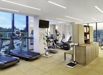 147074436175-9hiltonfitness9-s4