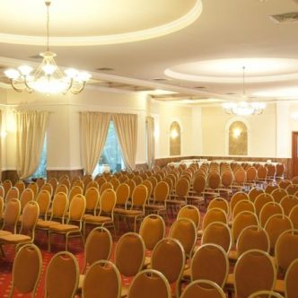 147074454090-13640477-s4