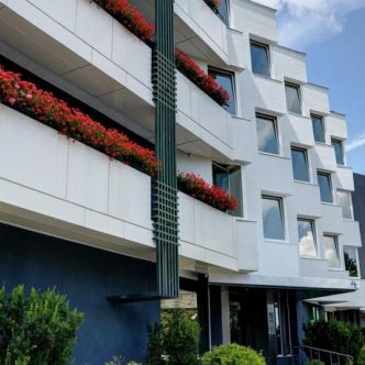 1470744541298-34463759-s4