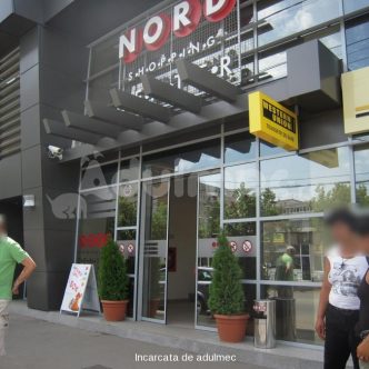 1470746726155-1153306115040976-s4