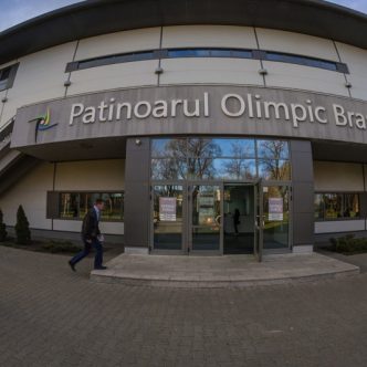 1470815969223-patinoarulolimpicbrasov4-s4