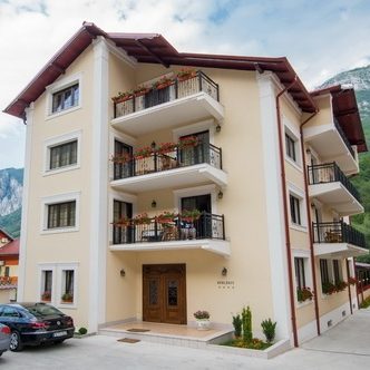 1470817079282-herkulesfurdo-szallas-noblesse_panzio-1