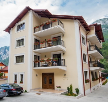 Pensiunea Noblesse – Baile Herculane