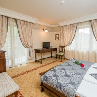 1470817090103-18322-s4