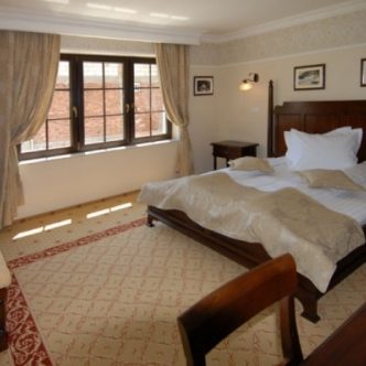 1470817090432-2656pensionnoblesse8hotel-s4