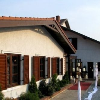 1470817153356-pensiuneavalery1timisoaralarge-s4