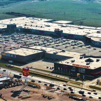 1470817566155-44226937454e4d6775e457318975242-s4